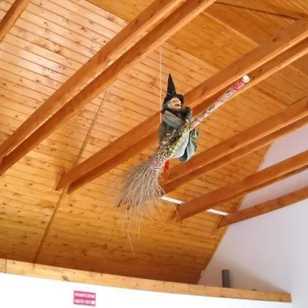 Holiday home Fuer Gruppen Gegenueber Einer Reitschule *